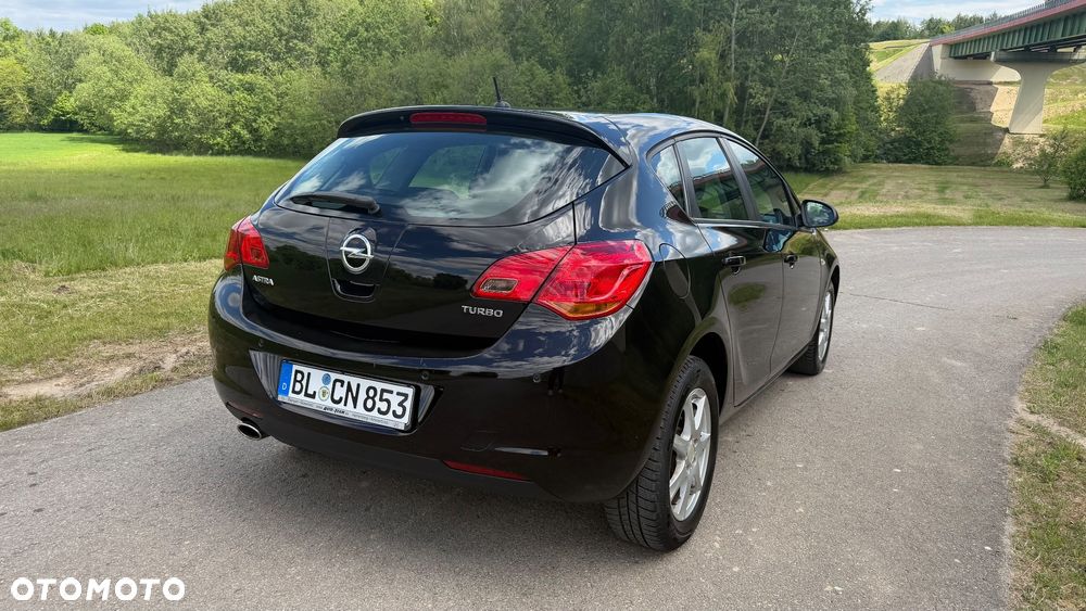 Opel Astra 1.4 Turbo - 32