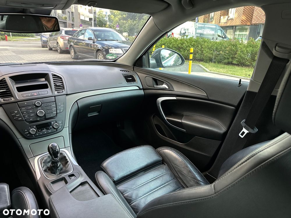 Opel Insignia - 10