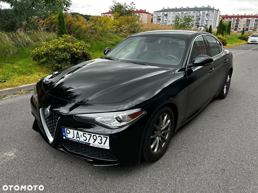 Alfa Romeo Giulia 2019 photo 5