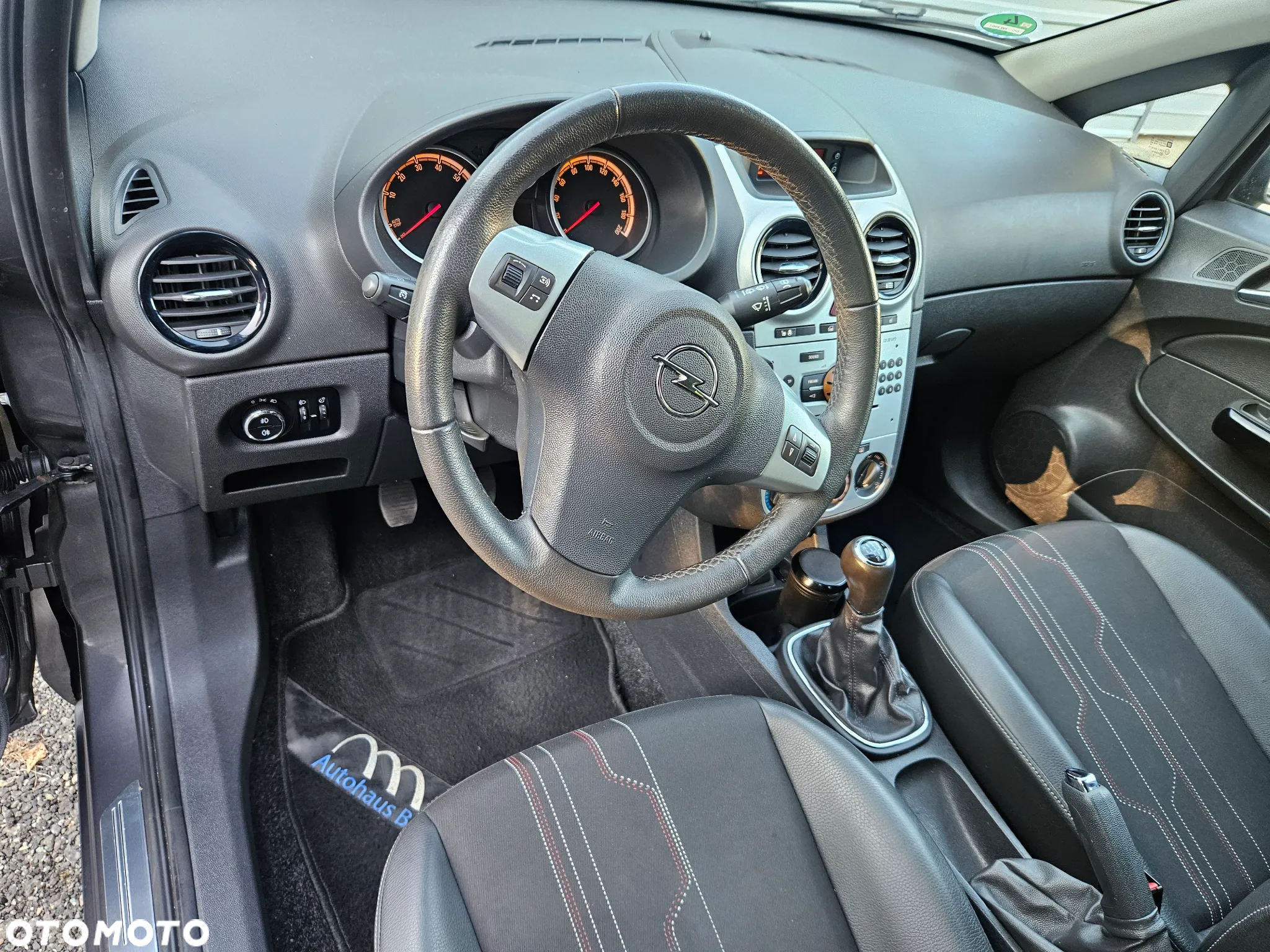 Opel Corsa 1.2 16V Edition 150 - 9