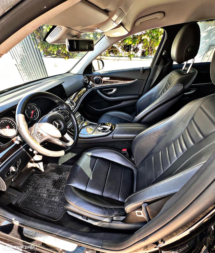 Mercedes-Benz E 220 d 4Matic 9G-TRONIC Avantgarde - 4