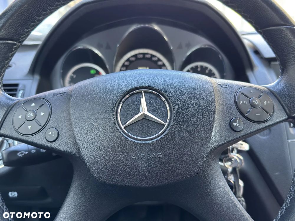Mercedes-Benz Klasa C 200 Kompressor Avantgarde - 27