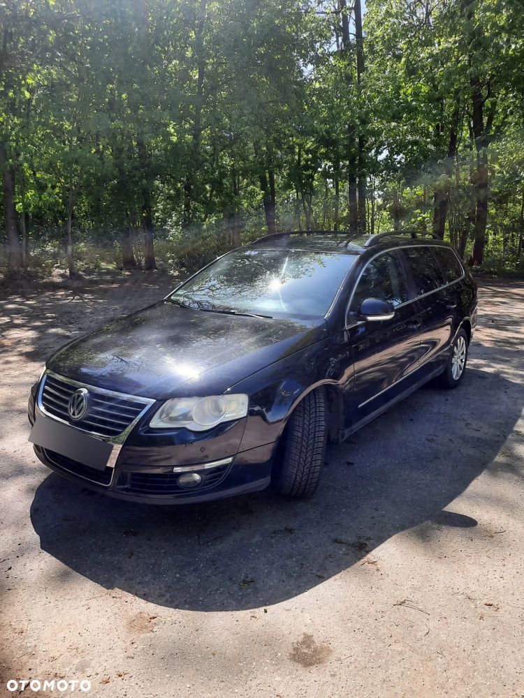Volkswagen Passat Variant 1.6 FSI Highline - 1