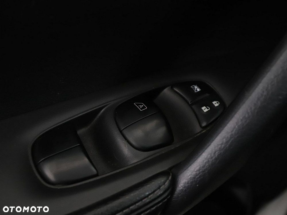 Nissan X-Trail 1.6 DCi N-Connecta 4WD - 36