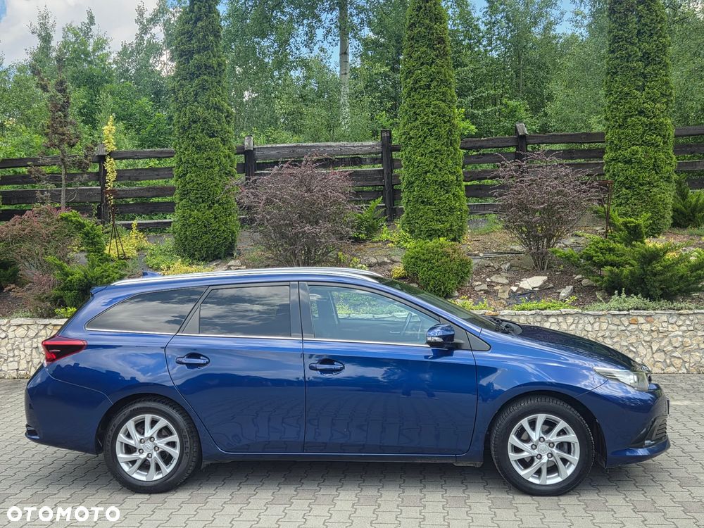 Toyota Auris 1.2 Turbo Executive - 10