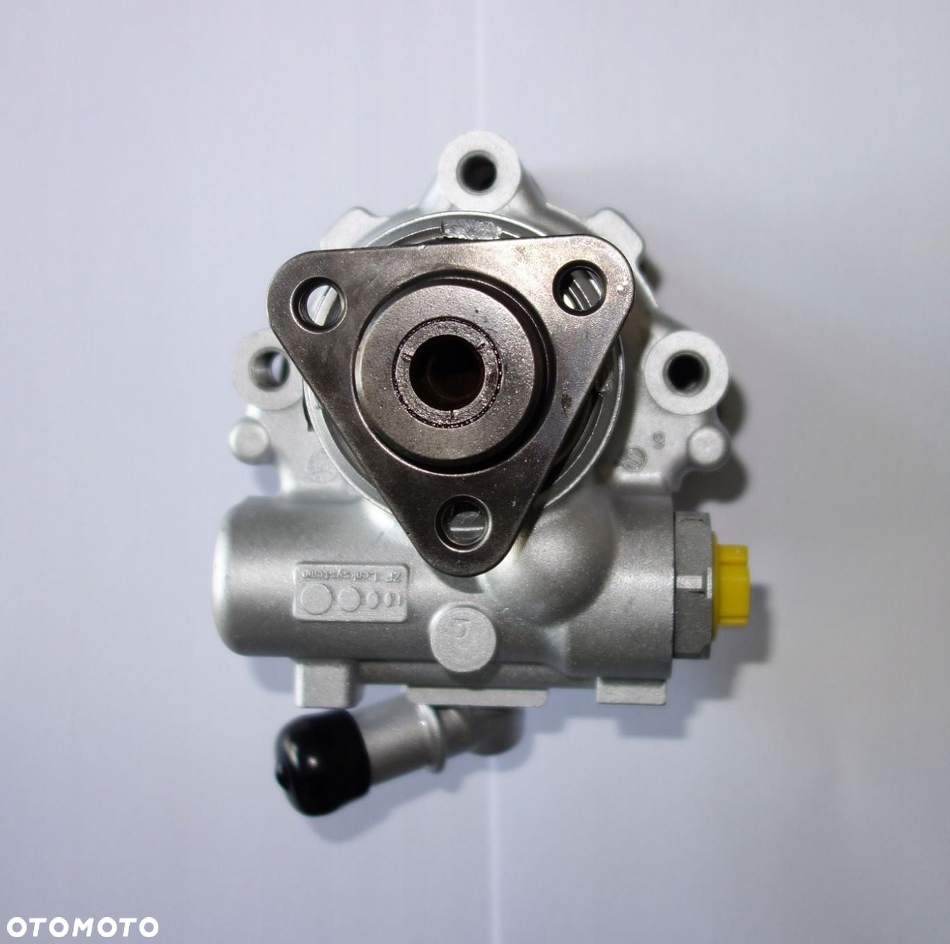 POMPA WSPOMAGANIA BMW M3 E90 E92 E93 COUPE CABRIO 4.0 V8 S65B40A zf - 4