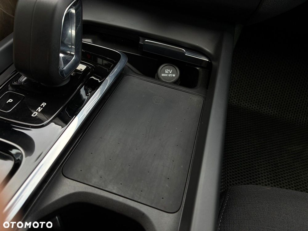 Volvo XC 60 B4 B Momentum - 30