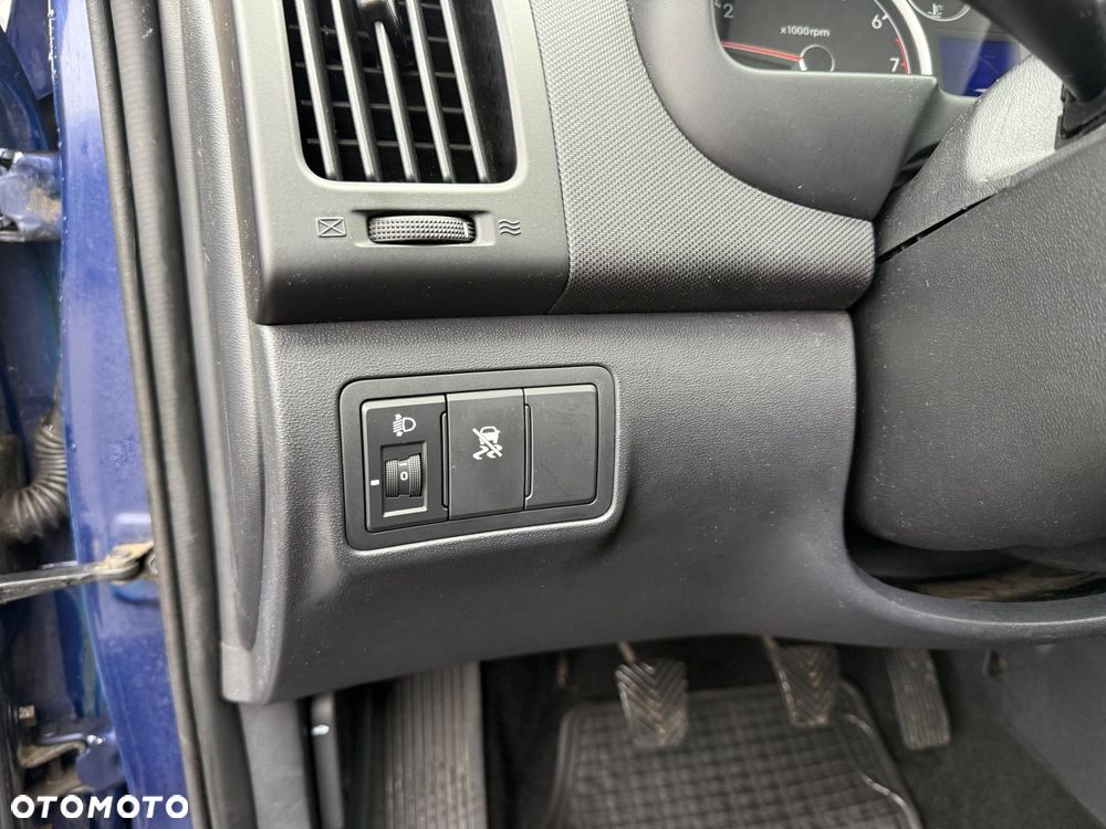 Hyundai i30 1.4 Base + - 27