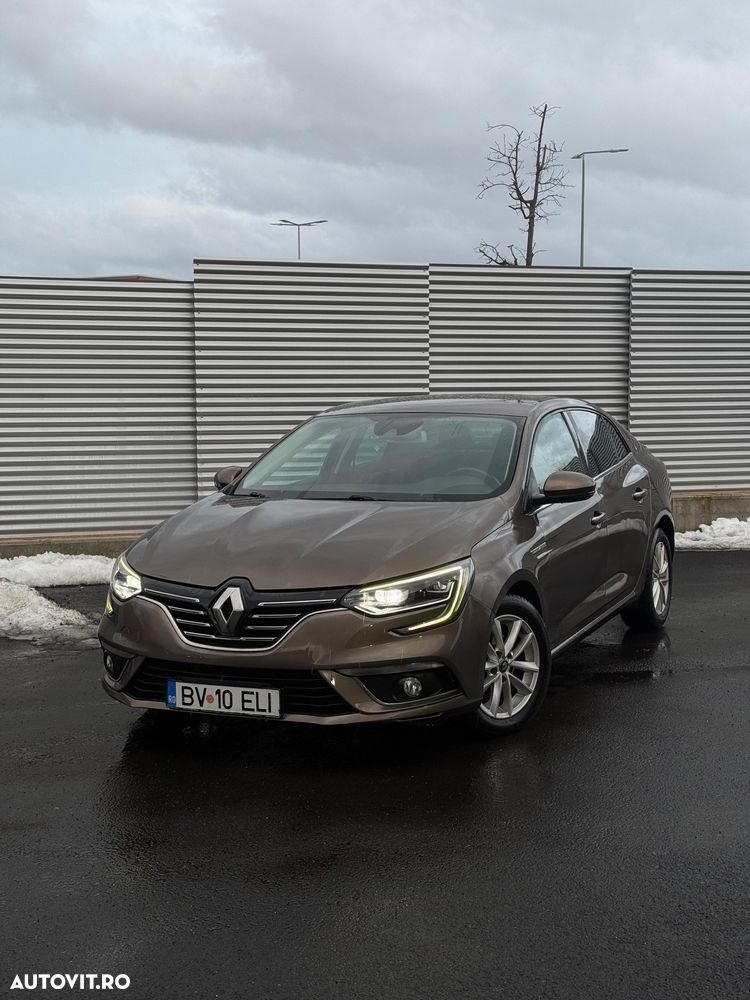 Renault Megane TCe 140 GPF Intens - 1