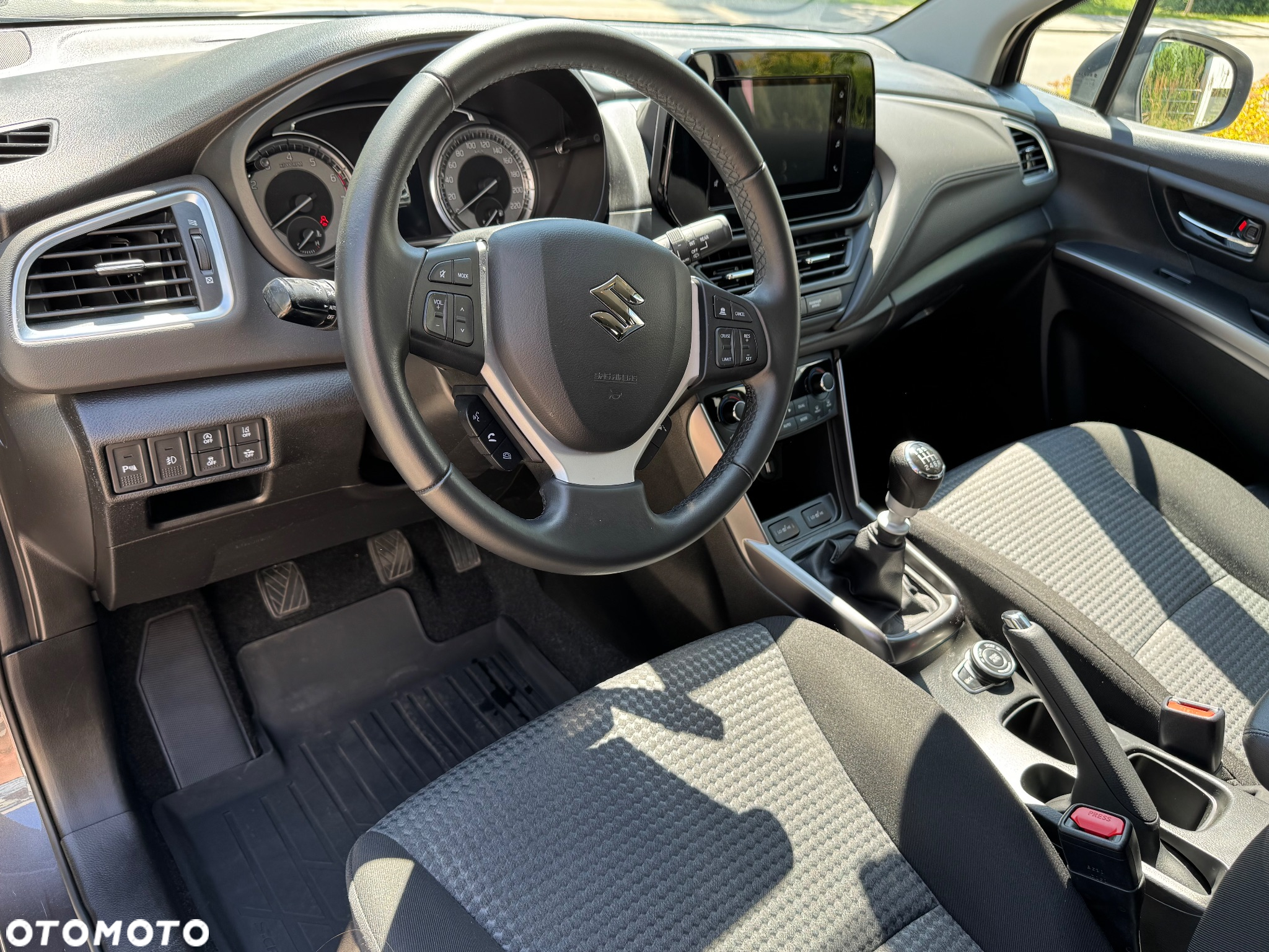 Suzuki SX4 S-Cross 1.4 T Premium 4WD - 6