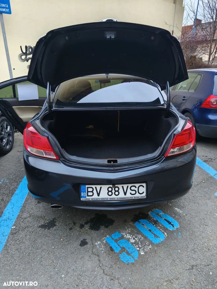 Opel Insignia 1.8 VVA - 9