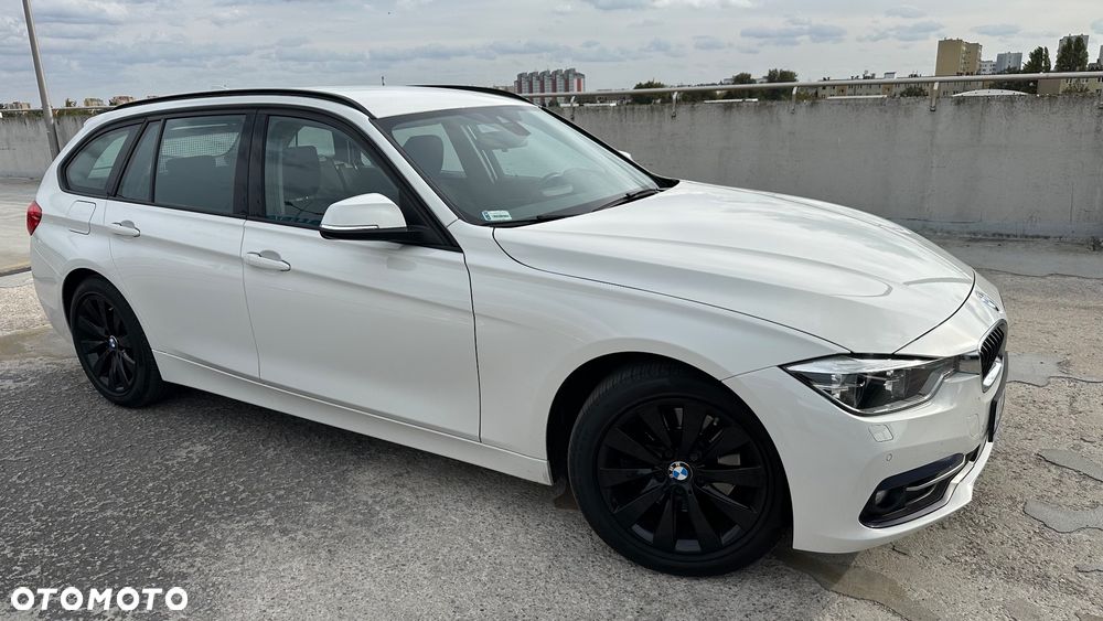 BMW Seria 3 330i GPF xDrive Sport Line Sport - 17