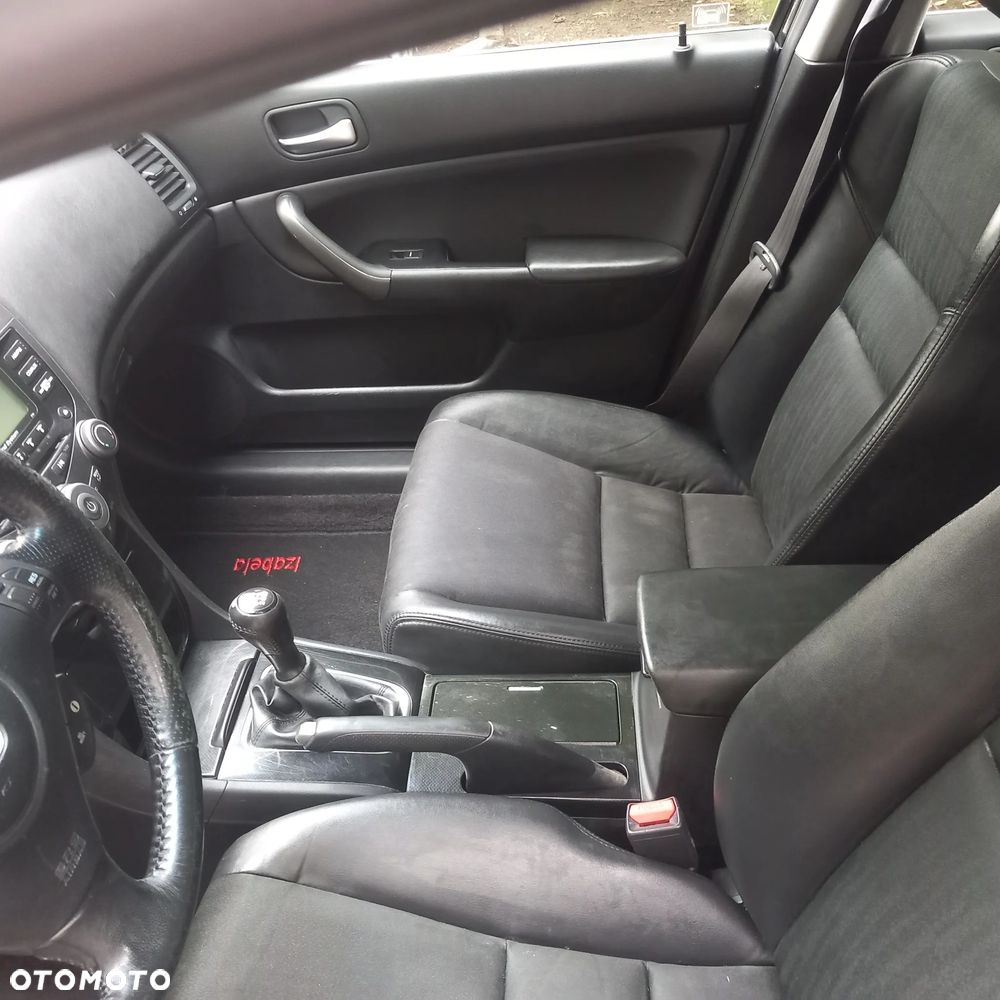 Honda Accord 2.0 i Executive - 3