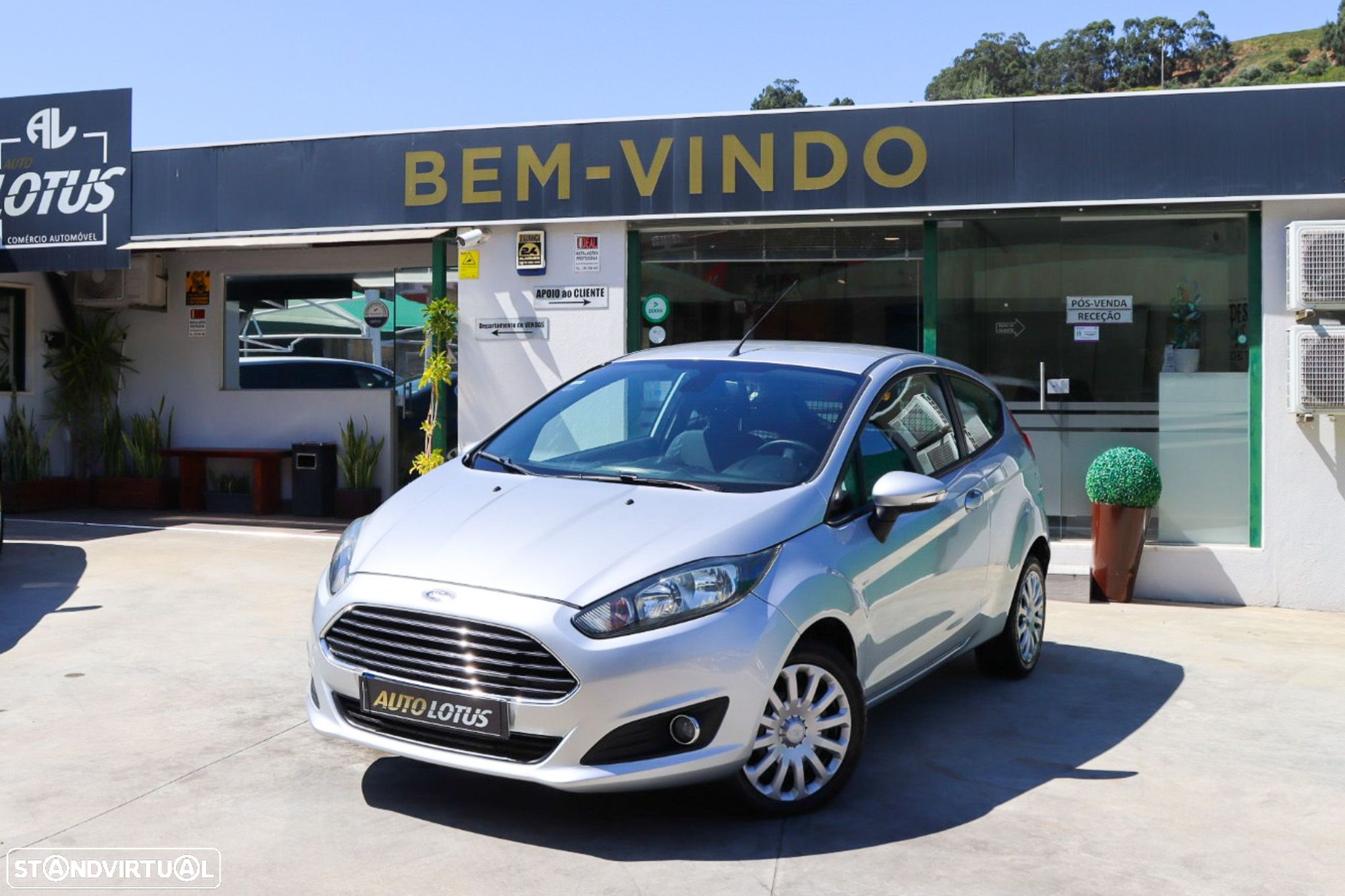 Ford Fiesta 1.5 TDCI VAN (IVA Dedutivel) - 1