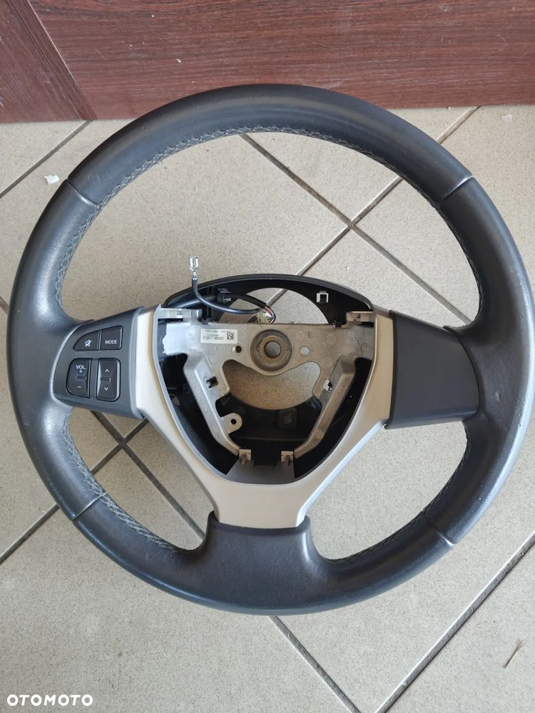 Suzuki Swift MK7 2010-2017 kierownica