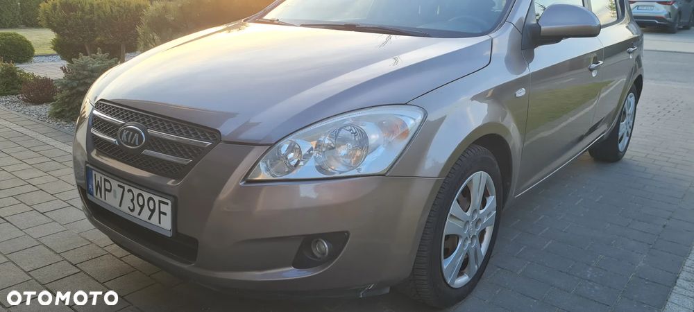 Kia Ceed 1.6 Crdi Comfort - 11