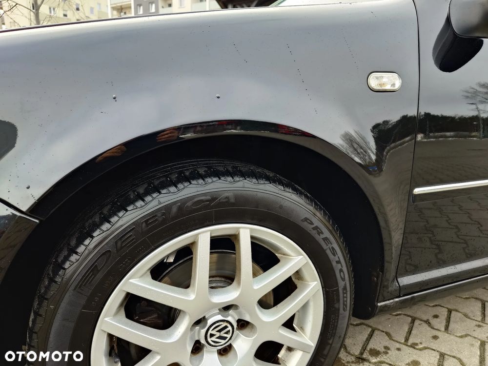 Volkswagen Bora Variant 1.9 TDI Highline - 4