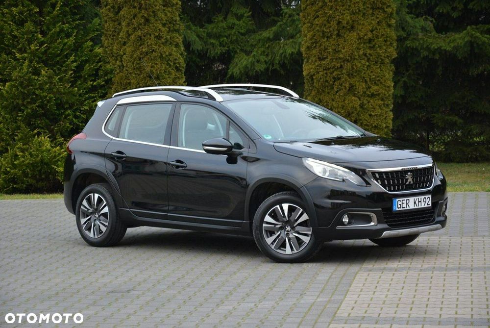 Peugeot 2008 1.2 Pure Tech GPF Allure S&S - 11