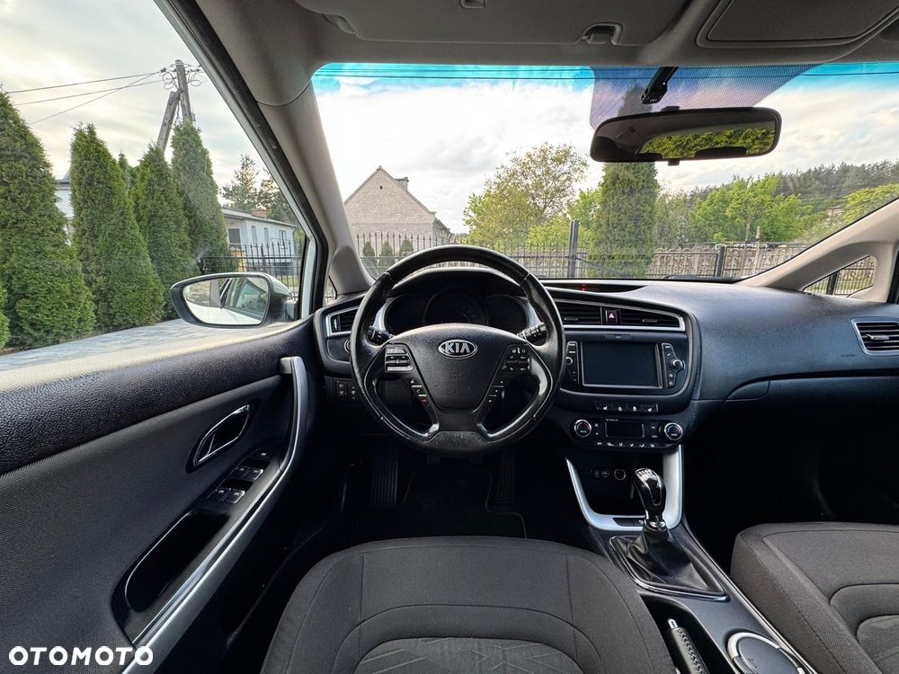 Kia Ceed 1.4 CVVT Attract - 35