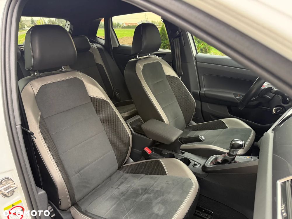 Volkswagen Polo 2.0 TSI GTI DSG - 25