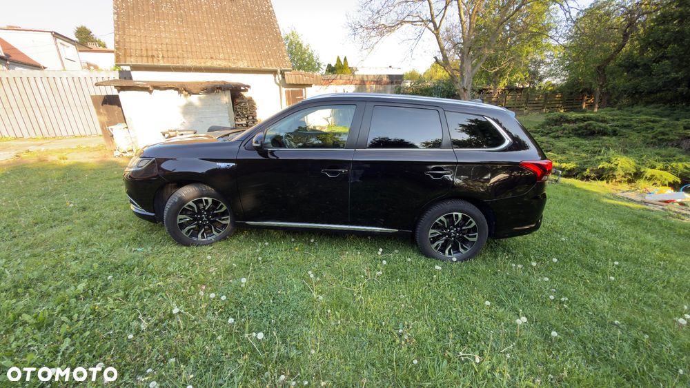Mitsubishi Outlander 2.0 4WD - 9