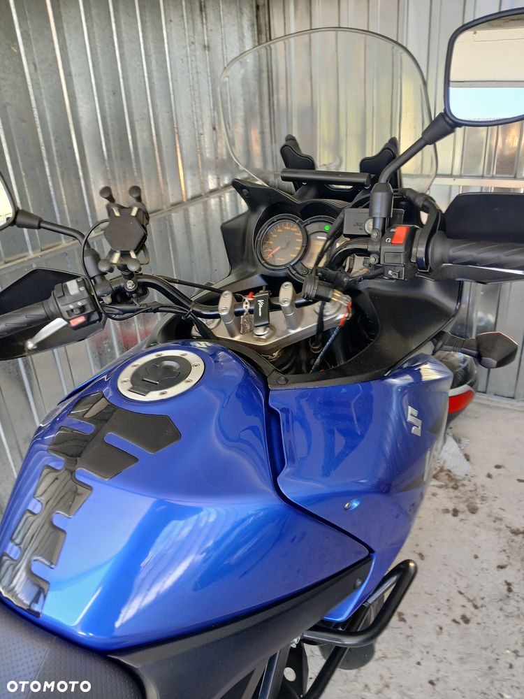 Suzuki V-STROM - 5