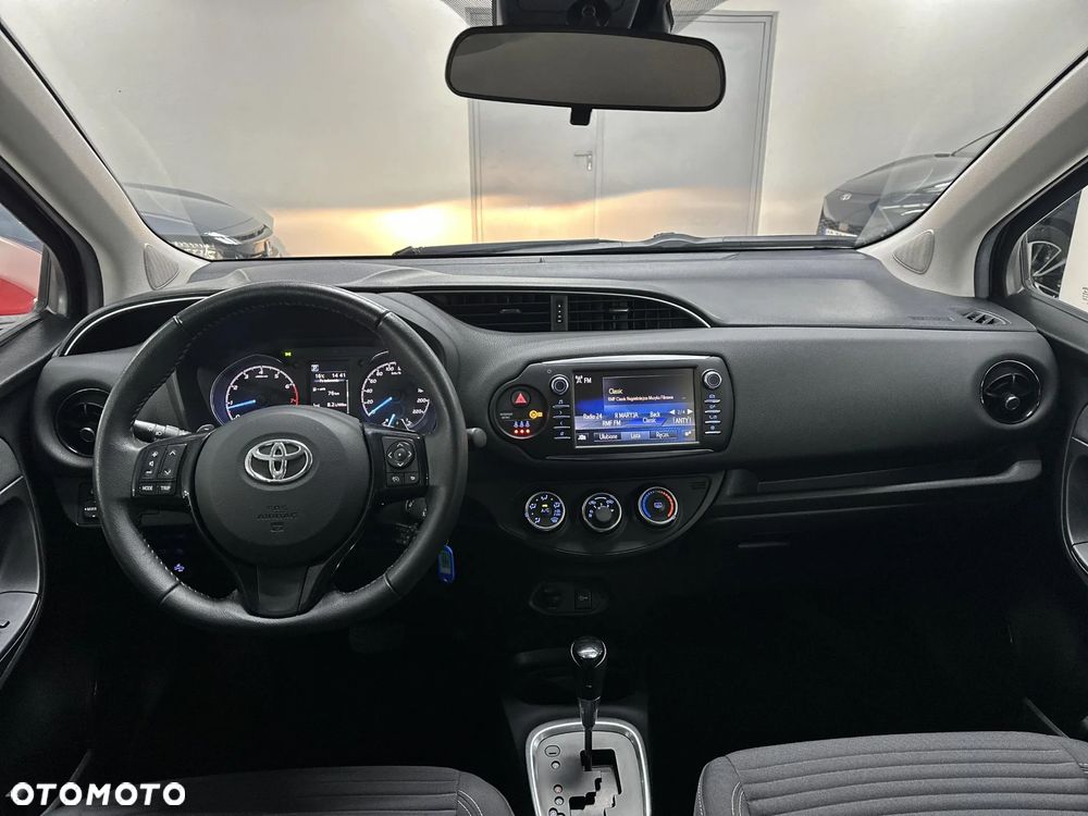 Toyota Yaris 1.5 Premium CVT - 16
