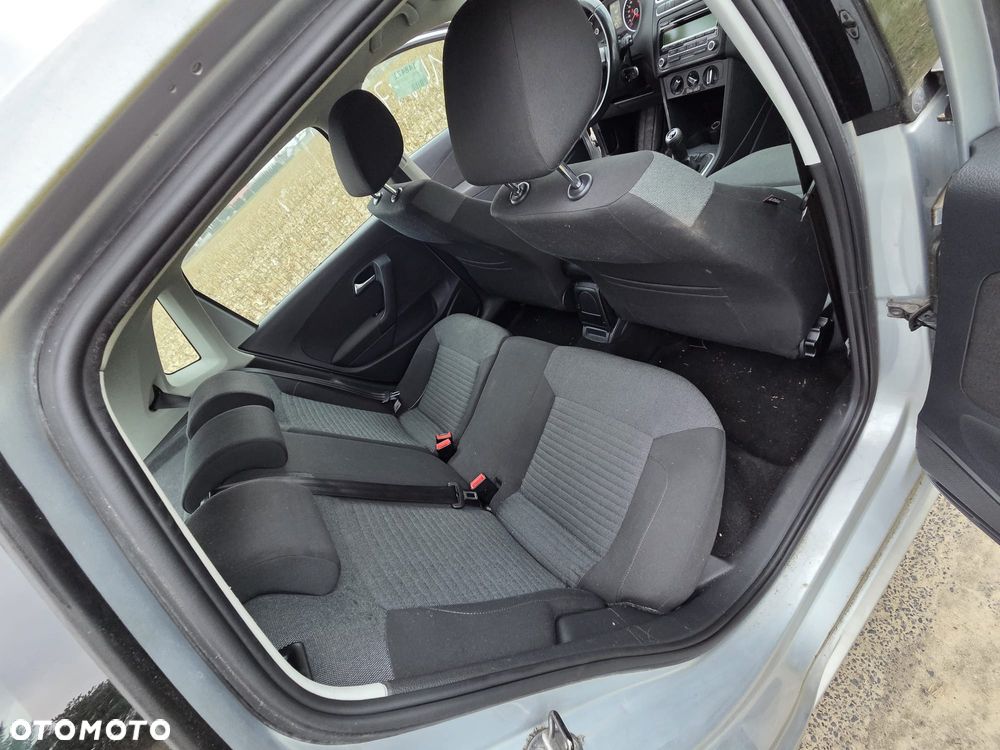 Volkswagen Polo 1.6 TDI DPF Highline - 11