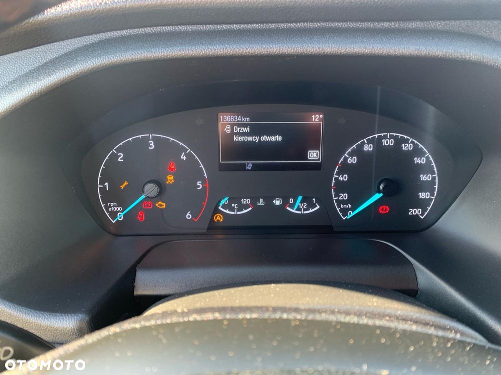 Ford Transit Custom - 32