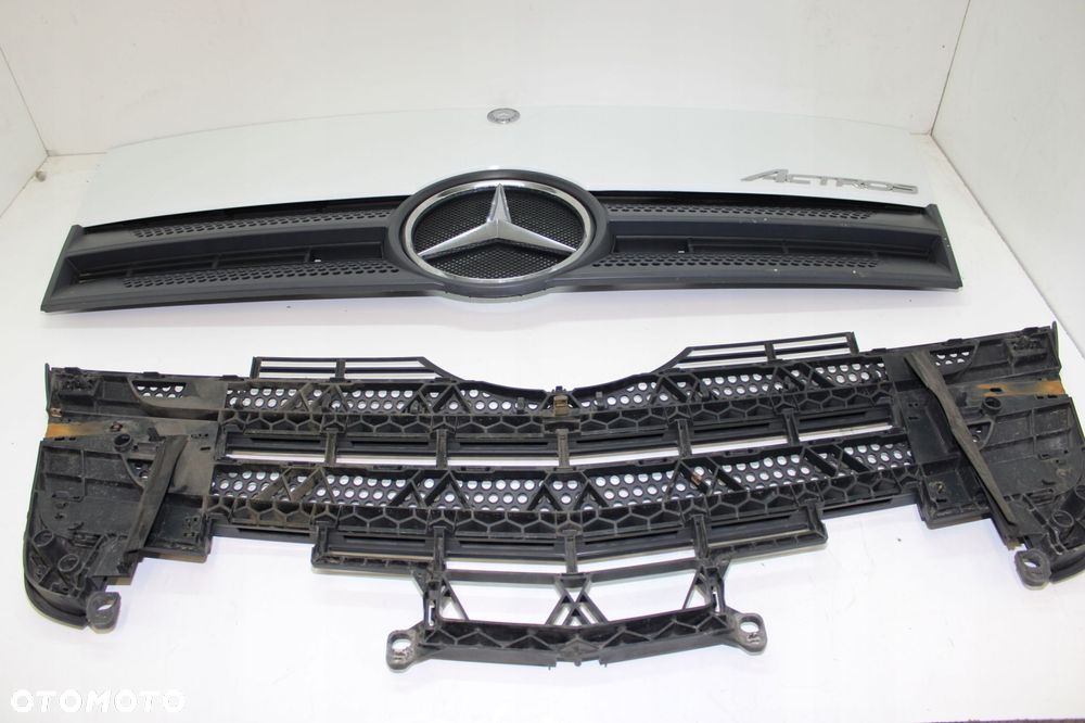 MERCEDES ACTROS MP4 17r ATRAPA GRIL MASKA PRZÓD KOMPLET - 10