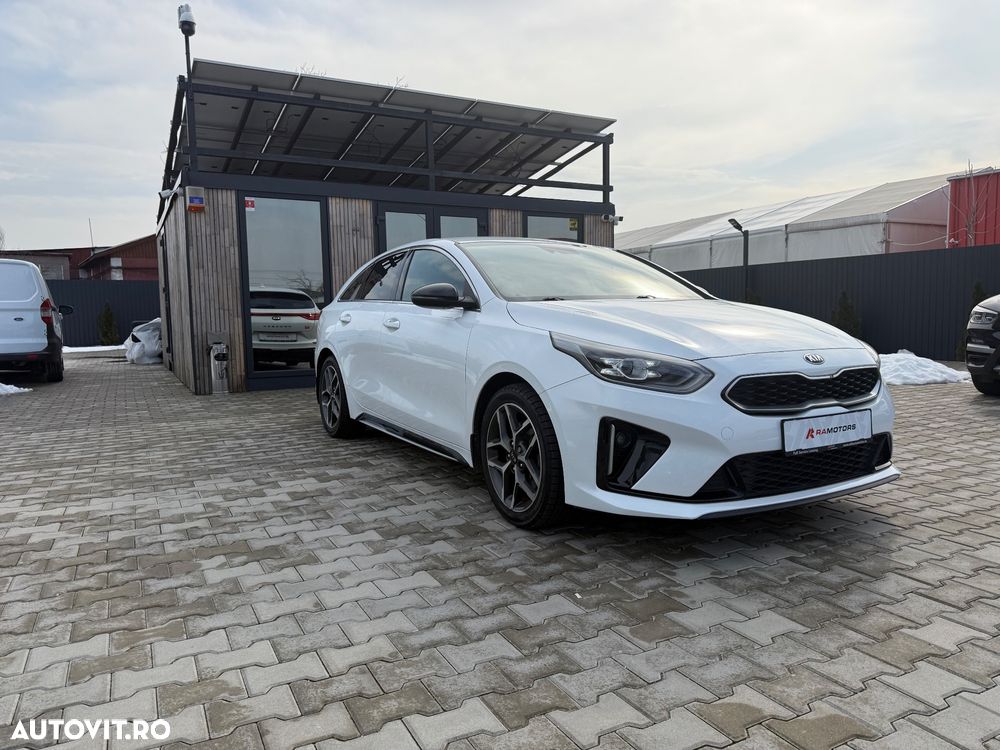 Kia Pro Ceed 1.4 T-GDI DCT7 OPF GT LINE - 3