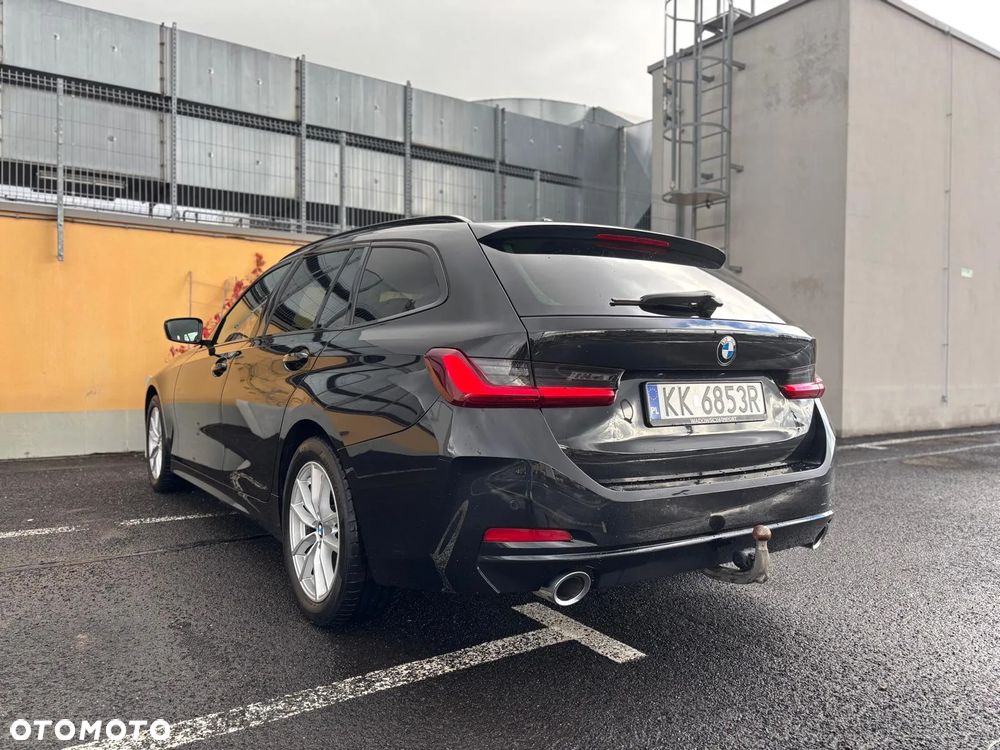 BMW Seria 3 320d Luxury Line - 6