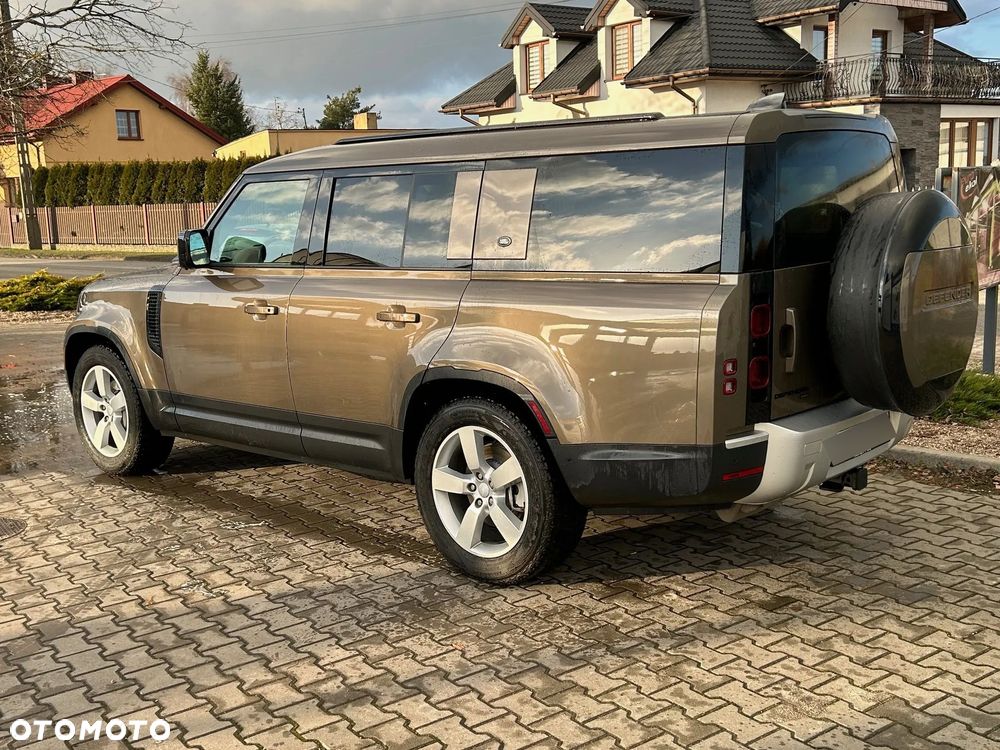 Land Rover Defender - 37