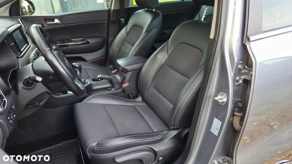 Kia Sportage 1.6 GDI L Business Line 2WD - 8