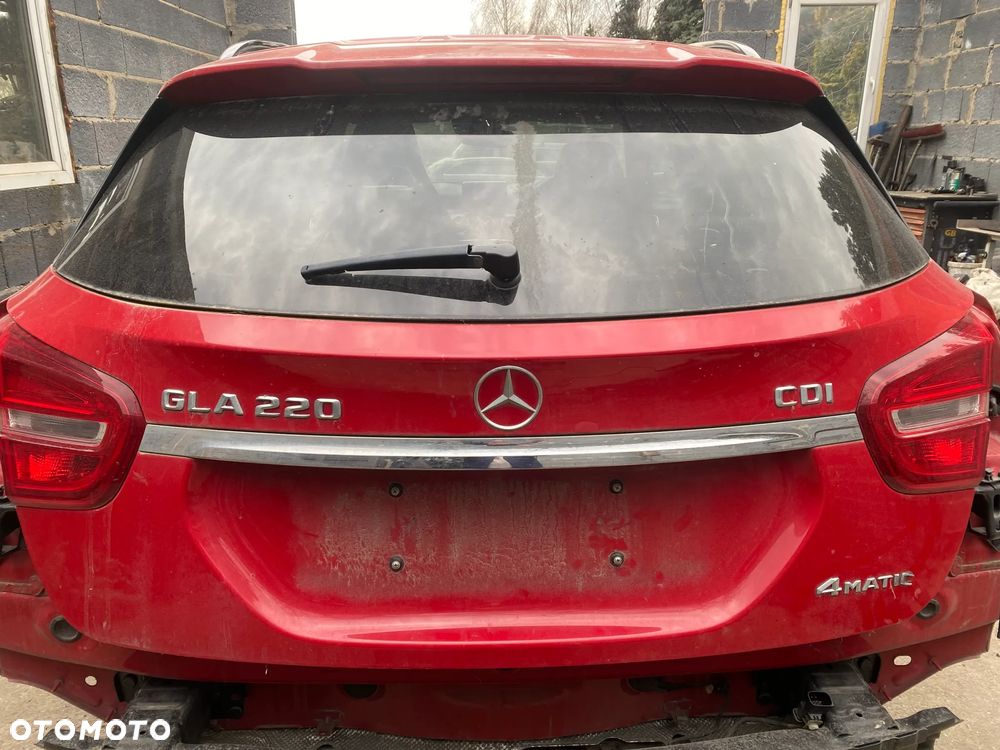 MERCEDES gla 156 tylna klapa kompletna kolor 589 igla - 1