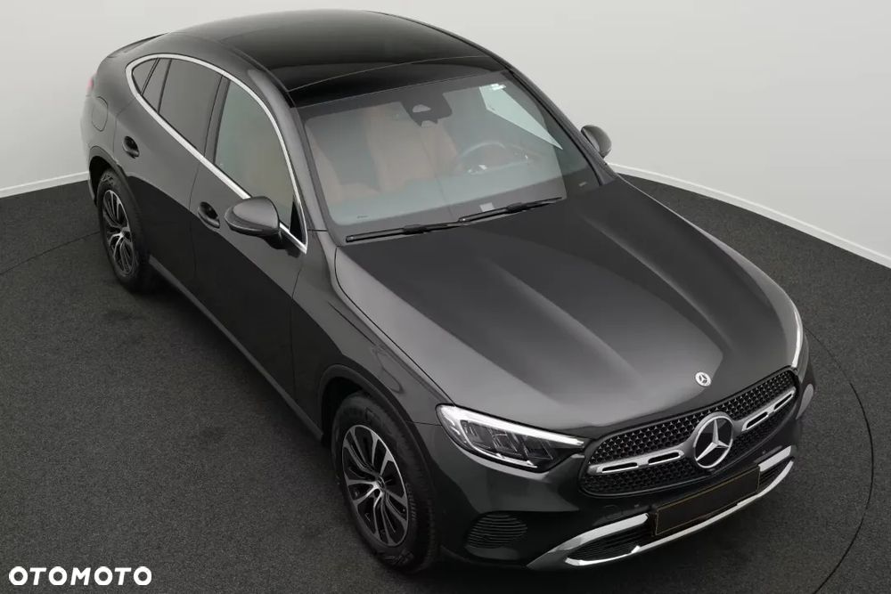 Mercedes-Benz GLC 200 4Matic 9G-TRONIC Edition Avantgarde - 14
