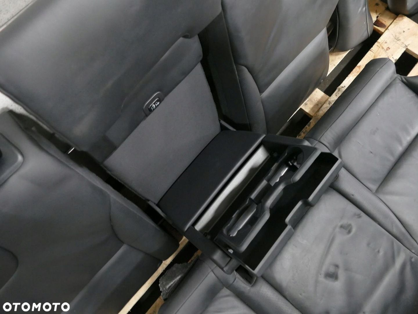 VOLVO XC60 I LIFT R-DESIGN FOTEL BOCZEK KANAPA FOTELE BOCZKI CZARNA SKÓRA - 11