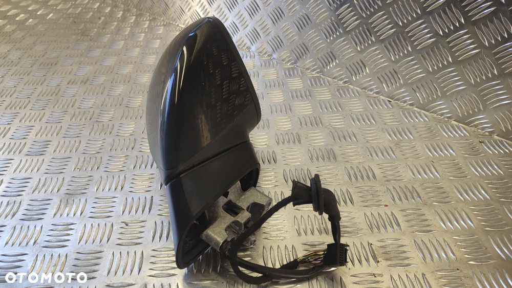 VW TOUAREG 7P 10-18R LUSTERKO PRAWE PASAZERA 11 PIN L041 - 7