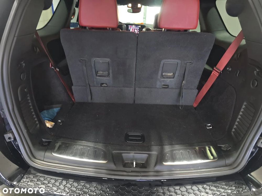 Dodge Durango 6.4 SRT - 13