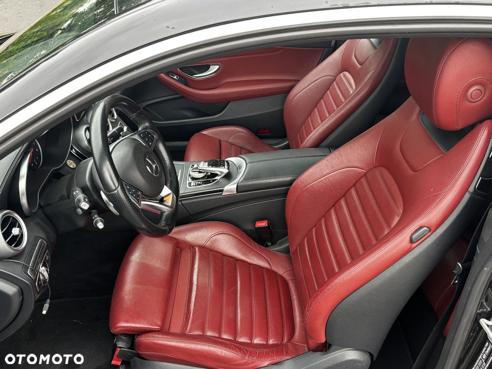 Mercedes-Benz Klasa C 300 7G-TRONIC Edition 1 - 21