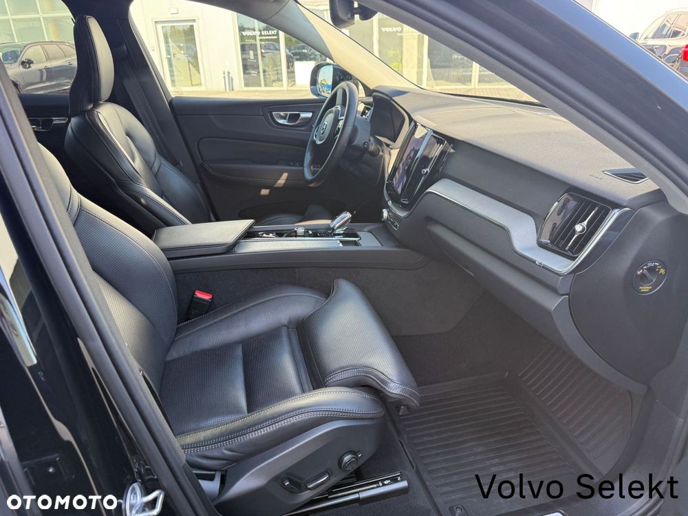 Volvo XC 60 - 33
