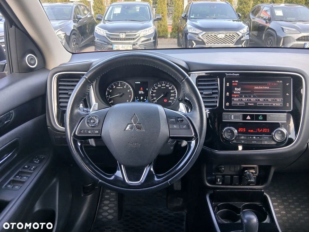 Mitsubishi Outlander 2.0 Intense + SDA 4WD CVT - 6