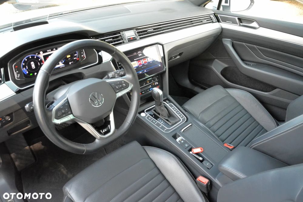 Volkswagen Passat 2.0 TSI 4Mot Elegance DSG - 11