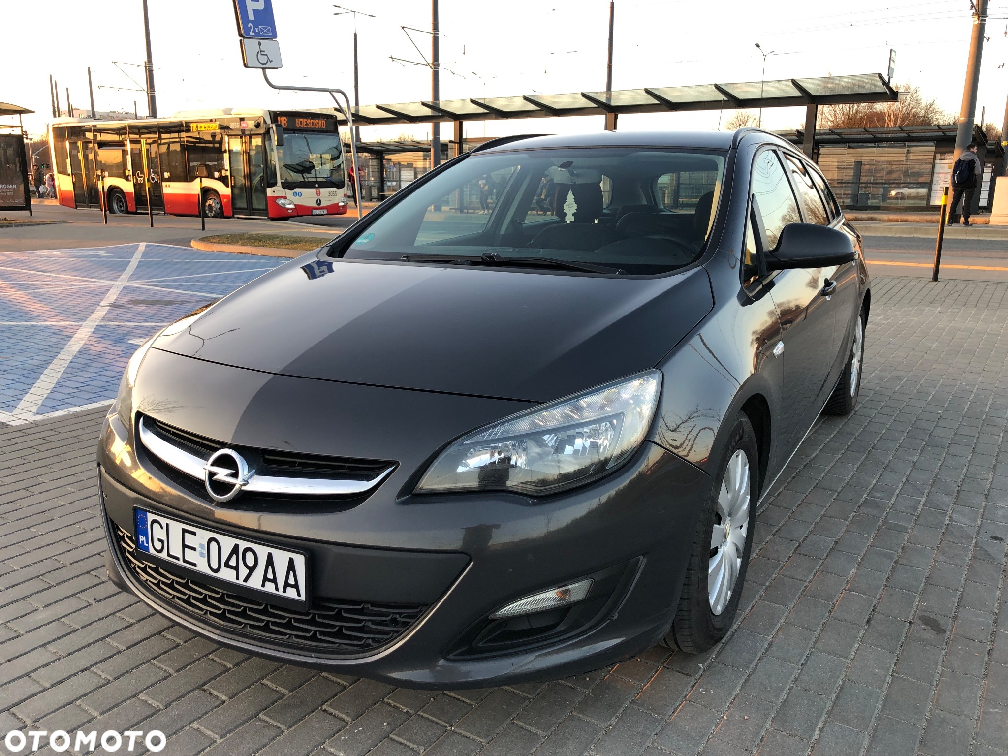 Opel Astra 1.7 CDTI DPF ecoFLEX Sports TourerStart/Stop - 2