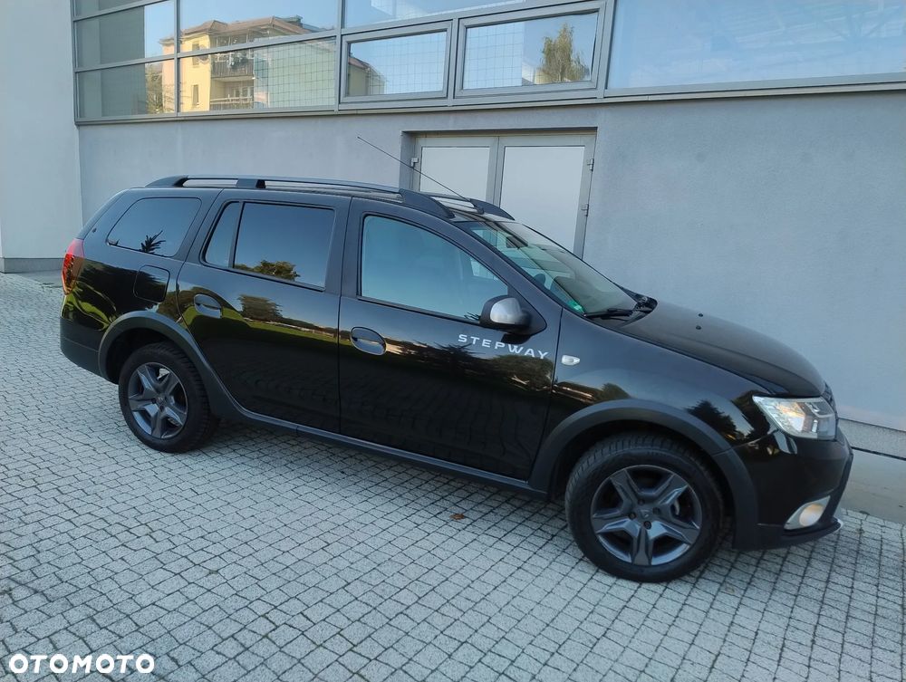 Dacia Logan TCe 90 S&S Stepway Celebration - 2
