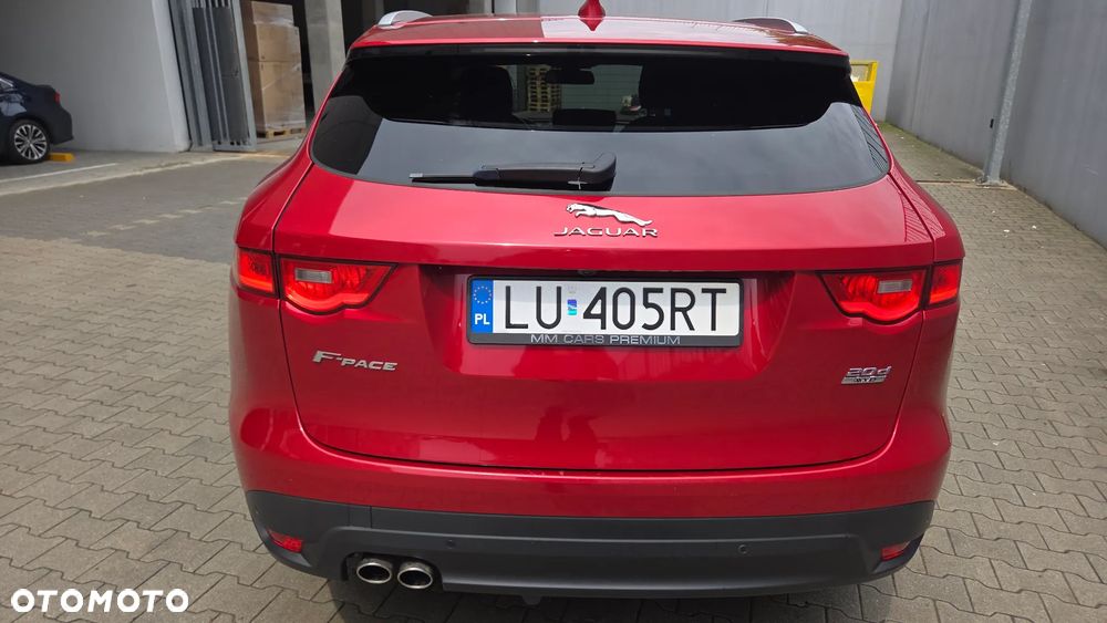 Jaguar F-Pace - 7