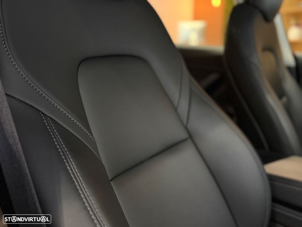 Tesla Model 3 Standard RWD - 19