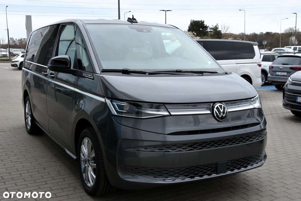 Volkswagen Multivan - 2