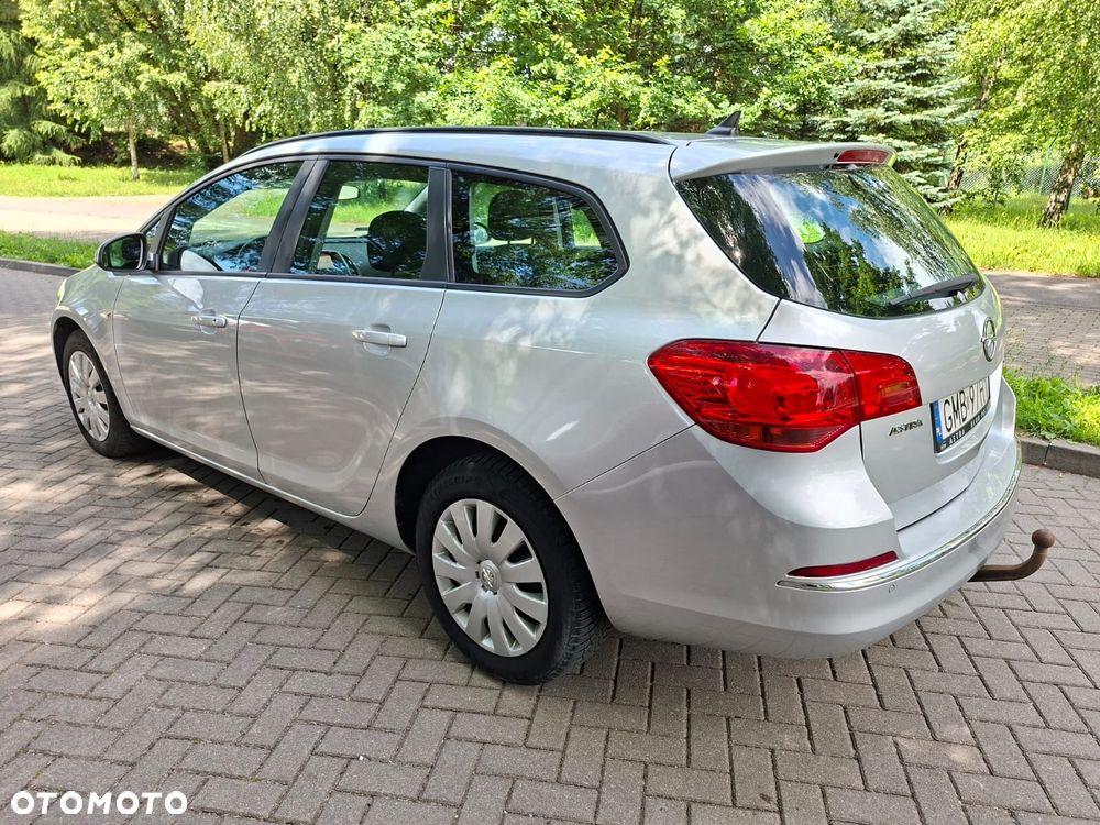 Opel Astra - 1