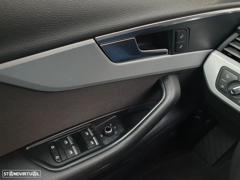 Audi A4 Avant 30 TDI Advanced S tronic - 13